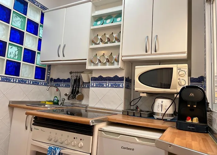 Iyourbasics Lovely Apartment Hinestrosa 23 Free Wifi&Ac
