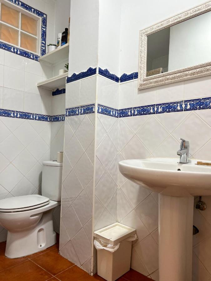 Iyourbasics Lovely Hinestrosa 23 Free Wifi&ac * Malaga